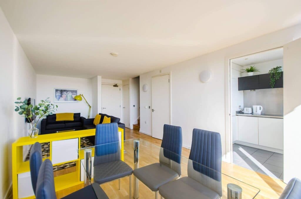Penthouse in the city gallery image 4