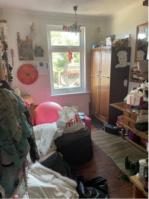 Victorian house in Rochester gallery image 1