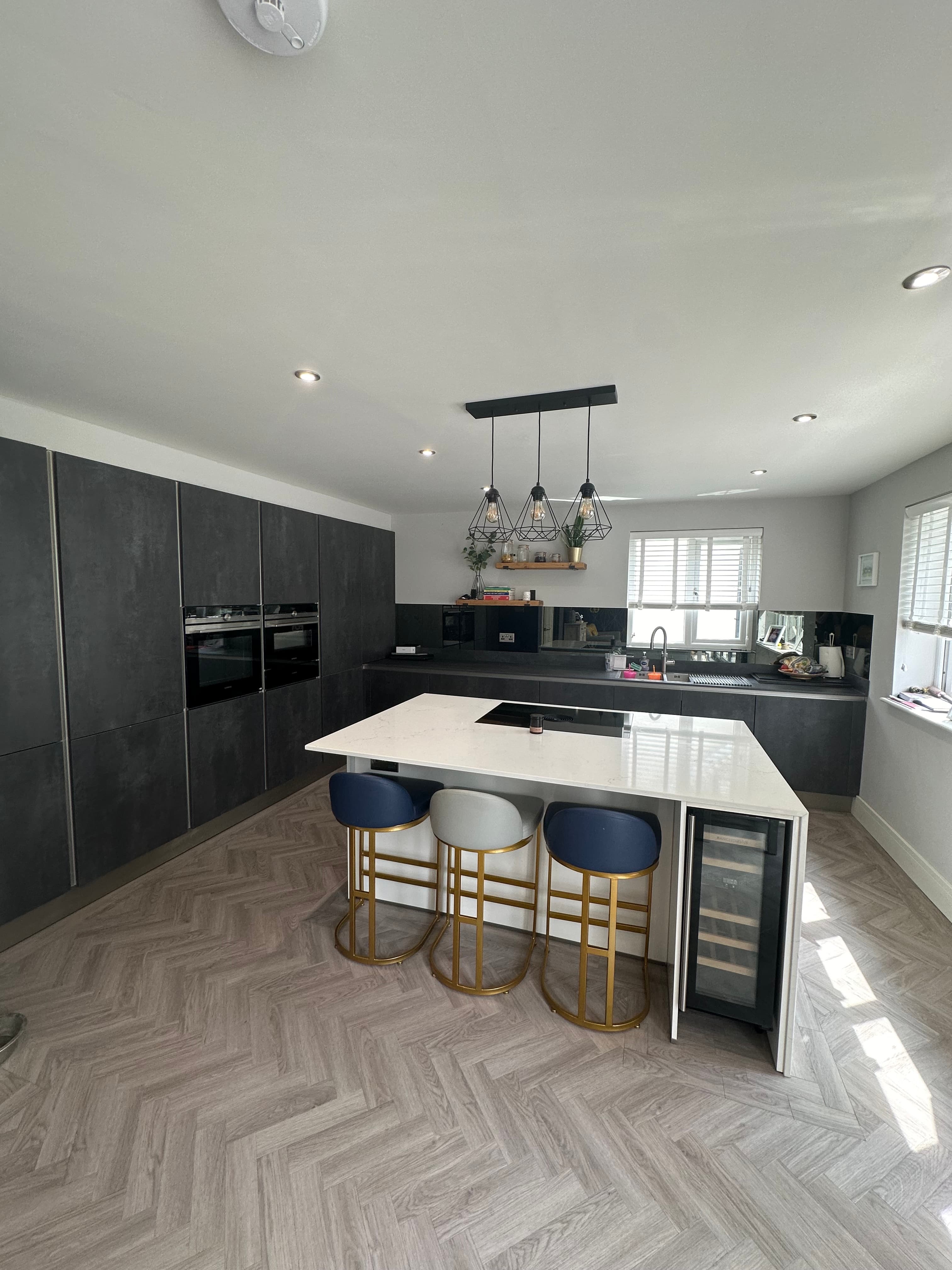 Large detached 4 bedroom house in Cheshire gallery image 3