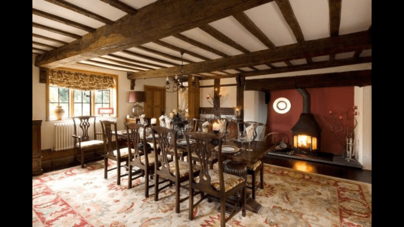 Tudor Manor House gallery image 4