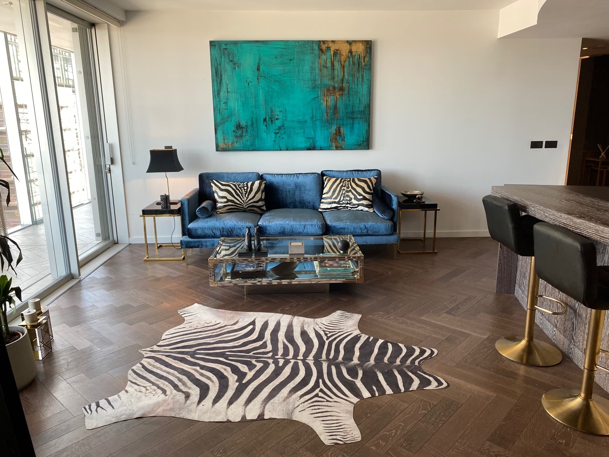 London Riverside Apartment